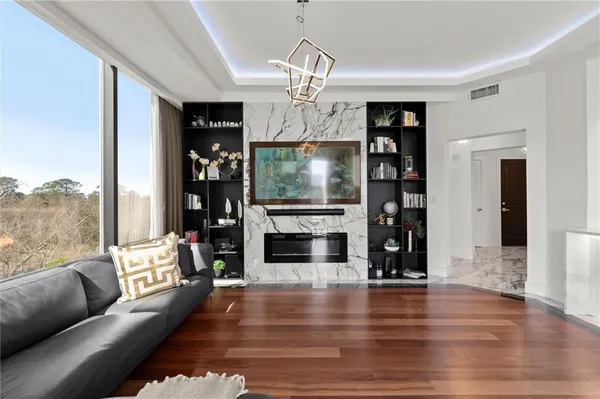 $559,000 | 2828 Peachtree Road Northwest, Unit 701, Atlanta, GA 30305