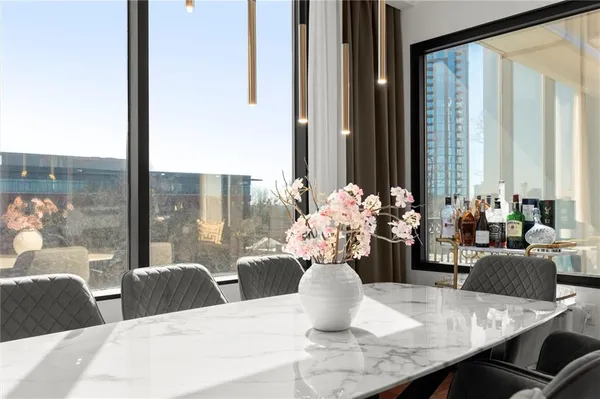 $559,000 | 2828 Peachtree Road Northwest, Unit 701, Atlanta, GA 30305