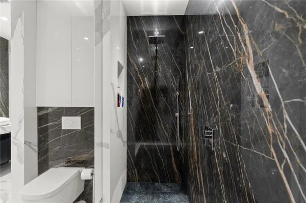 $559,000 | 2828 Peachtree Road Northwest, Unit 701, Atlanta, GA 30305