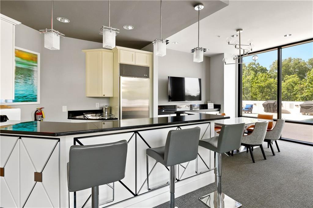 2828 Peachtree Road Northwest, Unit 701 Atlanta, GA 30305 - Photo 37 of 47