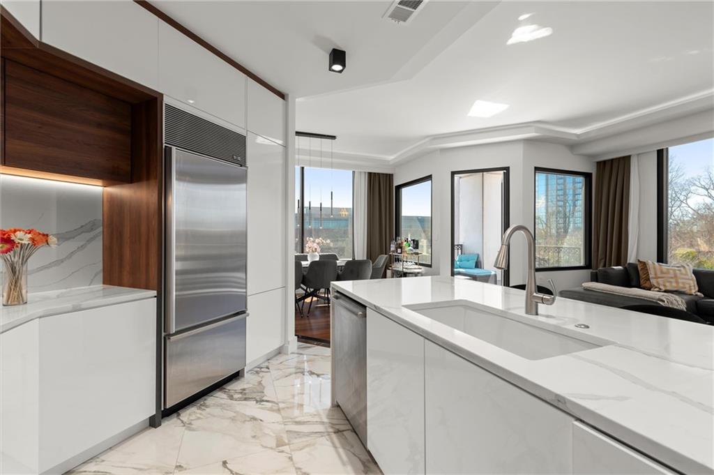 2828 Peachtree Road Northwest, Unit 701 Atlanta, GA 30305 - Photo 7 of 47