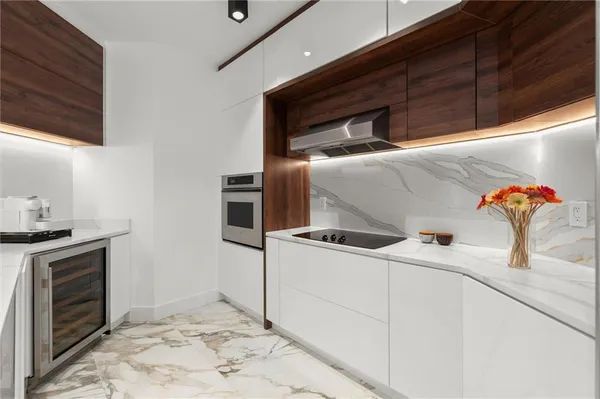 $559,000 | 2828 Peachtree Road Northwest, Unit 701, Atlanta, GA 30305