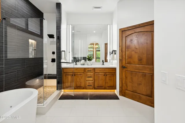 $1,895,000 | 295 Main Street, Unit R305, Edwards, CO 81632