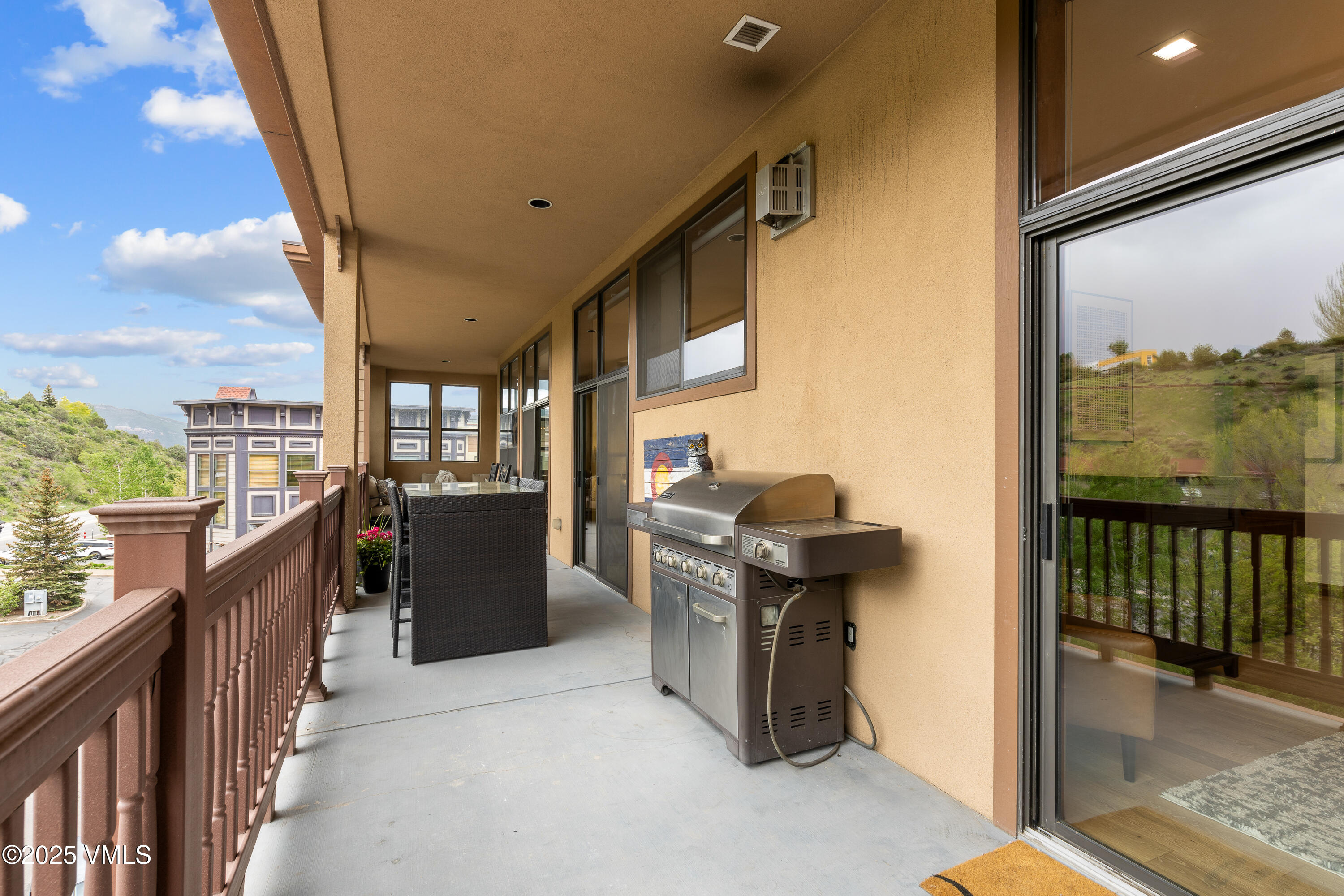 295 Main Street, Unit R305 Edwards, CO 81632 - Photo 38 of 48 S47A2832