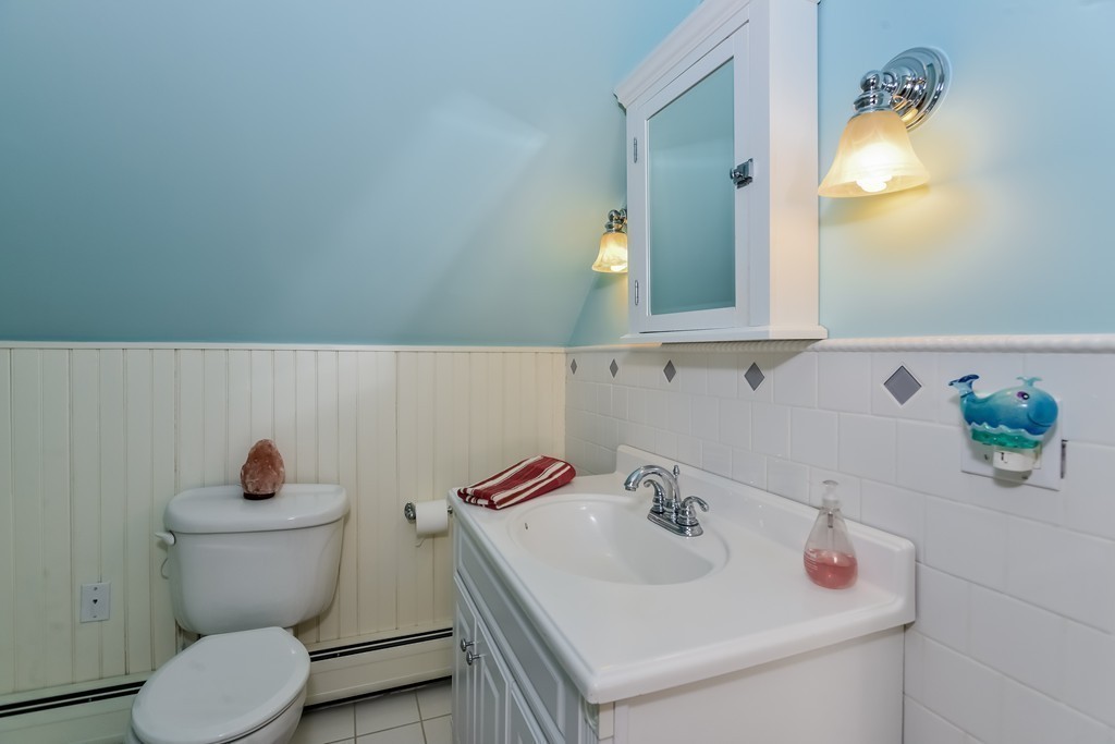 992 Drift Road Westport, MA 02790 - Photo 22 of 29 Gallery Image 22