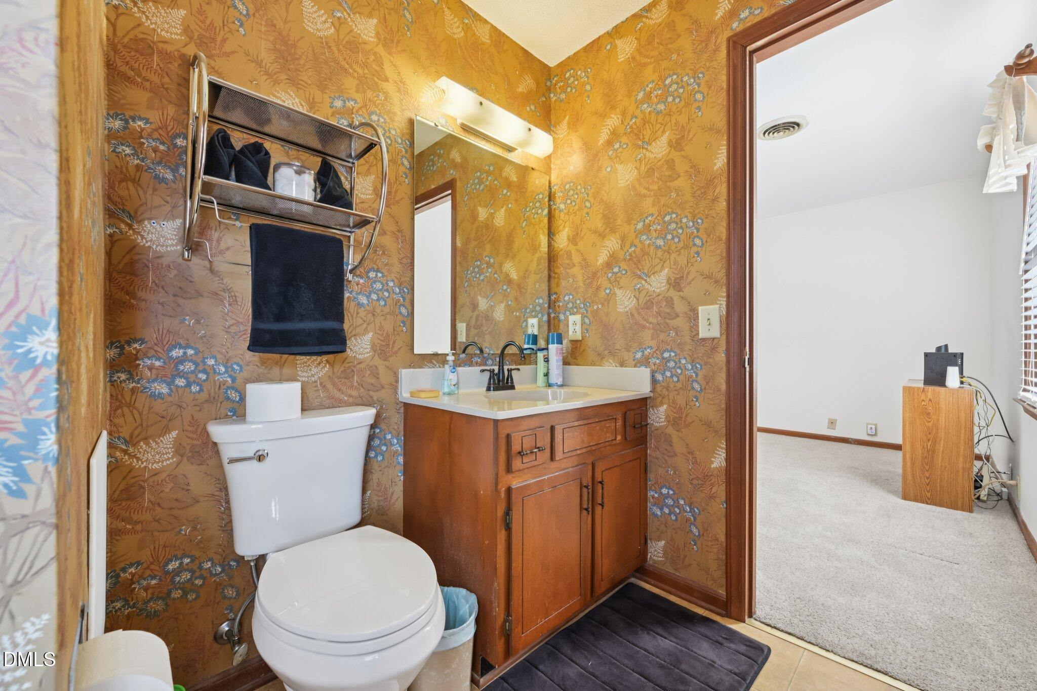 7209 Pinewood Lane Raleigh, NC 27616 - Photo 23 of 56 21-web-or-mls-Pinewood Ln-S0412-021