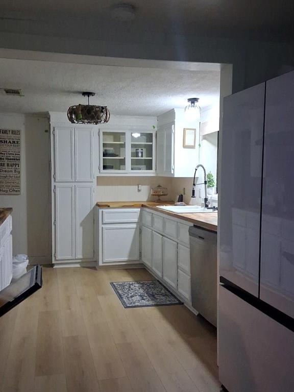 4120 Rench Road Lake Worth, TX 76135 - Photo 2 of 16