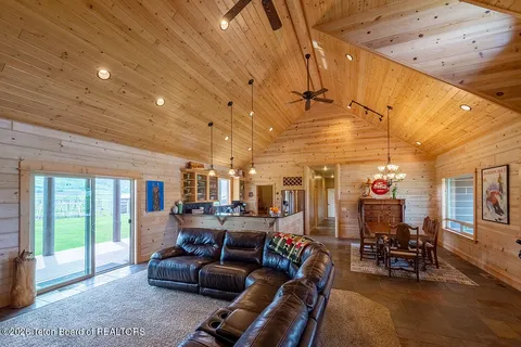 $1,247,000 | 87 Dew Drop Lane, Bedford, WY 83112