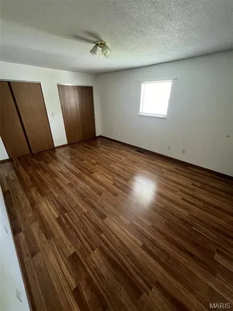 $563,000 | 213 Broadway, Highland, IL 62249