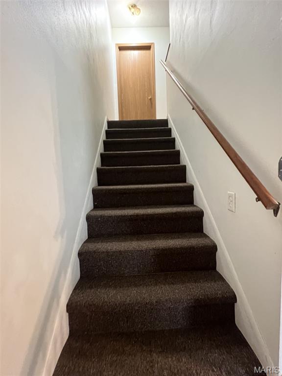 213 Broadway Highland, IL 62249 - Photo 16 of 18