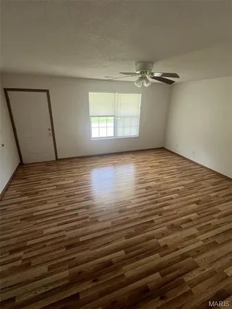 $563,000 | 213 Broadway, Highland, IL 62249
