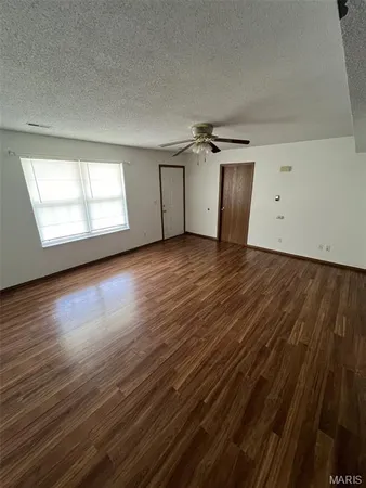 $563,000 | 213 Broadway, Highland, IL 62249