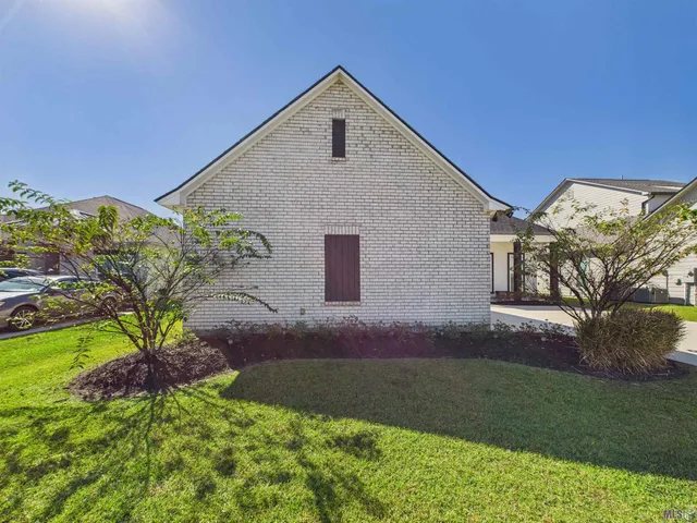 $380,000 | 9630 South Creek Drive, Denham Springs, LA 70726