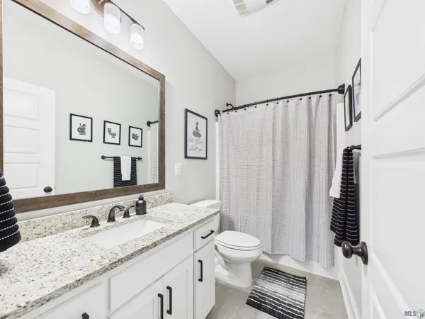 $378,000 | 9630 South Creek Drive, Denham Springs, LA 70726