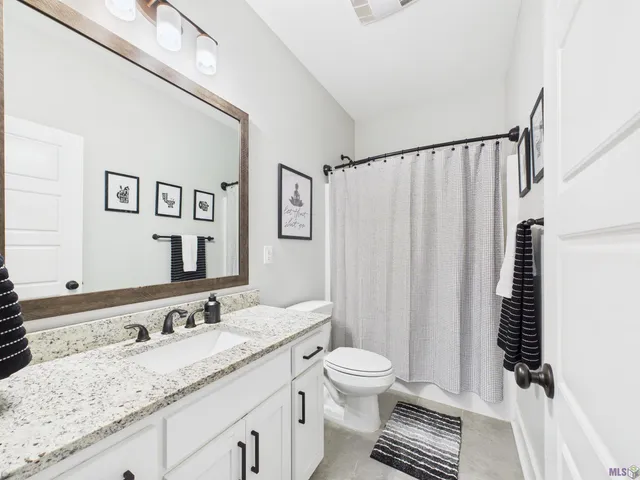 $380,000 | 9630 South Creek Drive, Denham Springs, LA 70726