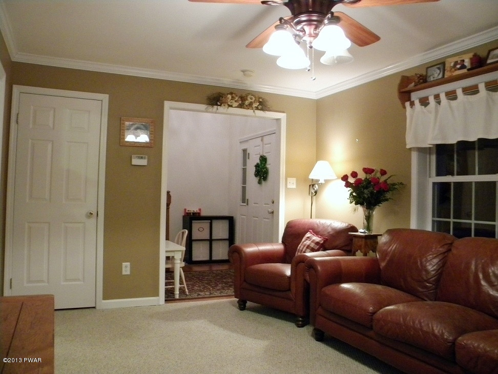 188 Sawmill Road Greentown, PA 18426 - Photo 7 of 29 Gallery Image 7