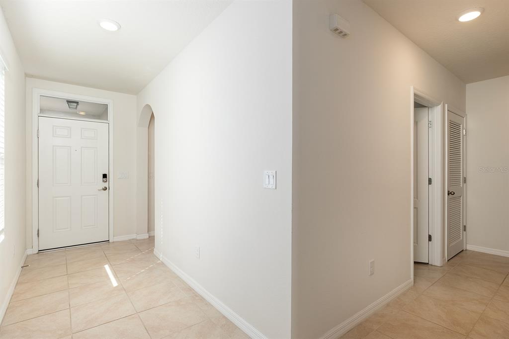 2927 Timber Hawk Circle Ocoee, FL 34761 - Photo 6 of 40