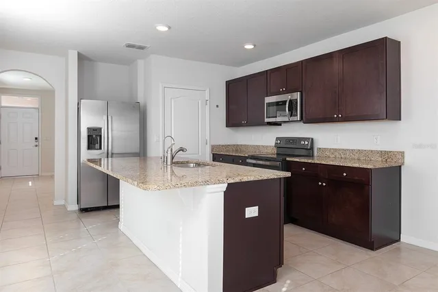 $400,000 | 2927 Timber Hawk Circle, Ocoee, FL 34761