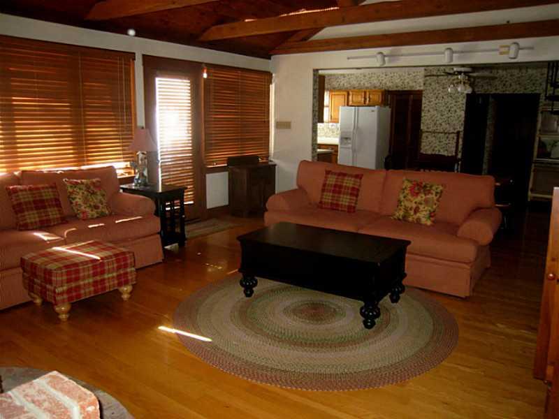 190 Love Road Valencia, PA 16059 - Photo 7 of 24 Great Room. BEAUTIFUL HARDWOOD FLOORING.