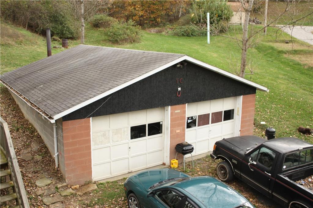435 Dutch Run Road Waynesburg, PA 15370 - Photo 2 of 6