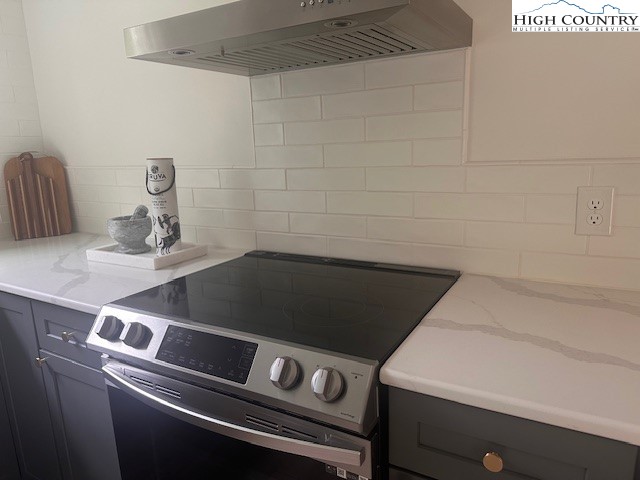 410 Cook Street Jefferson, NC 28640 - Photo 6 of 22 a close view of stove