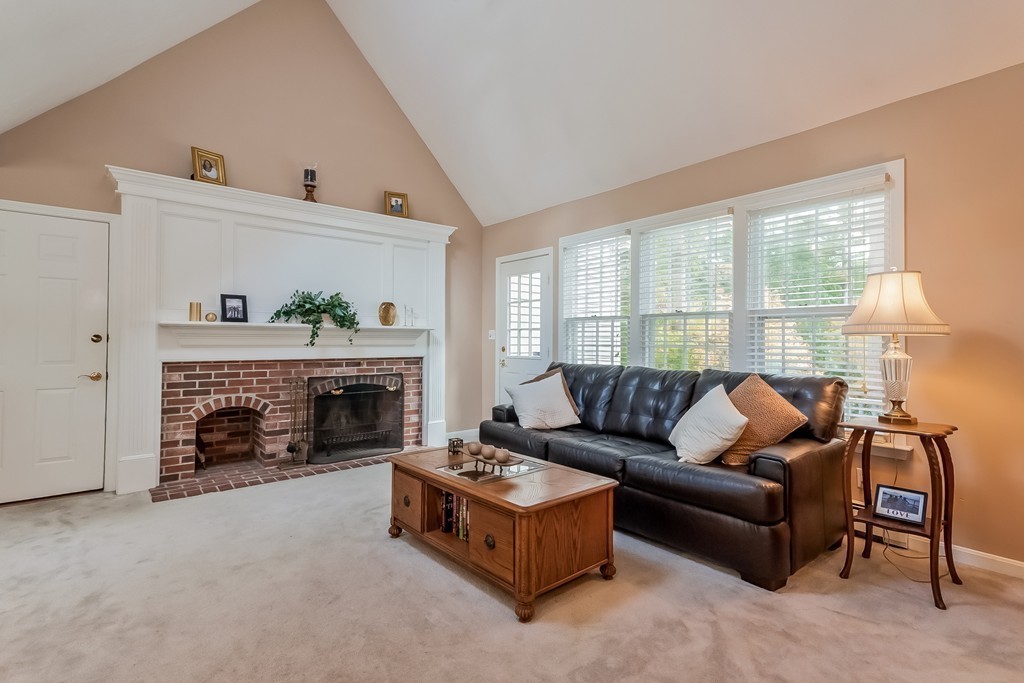 30 Hidden Valley Road Marshfield, MA 02050 - Photo 4 of 22 Gallery Image 4