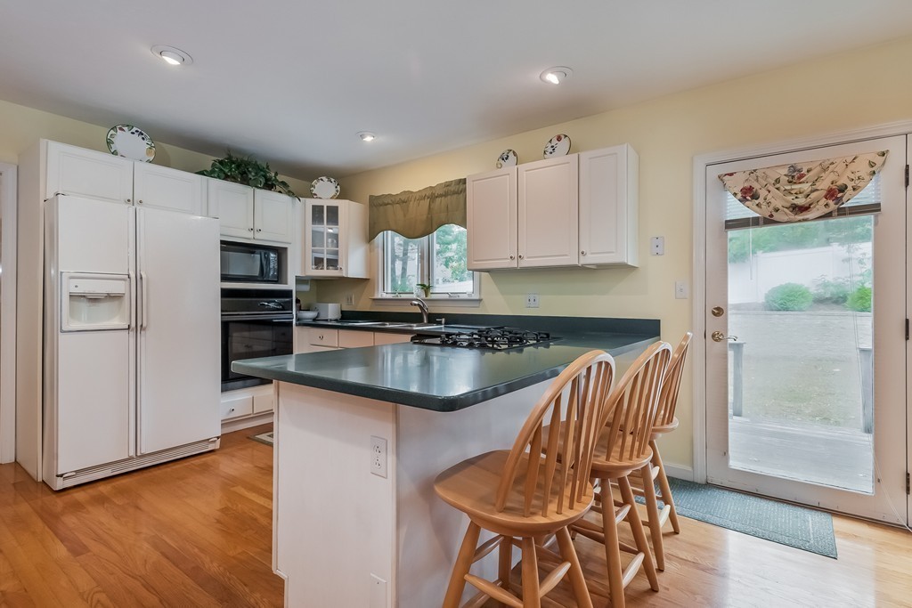 30 Hidden Valley Road Marshfield, MA 02050 - Photo 9 of 22 Gallery Image 9