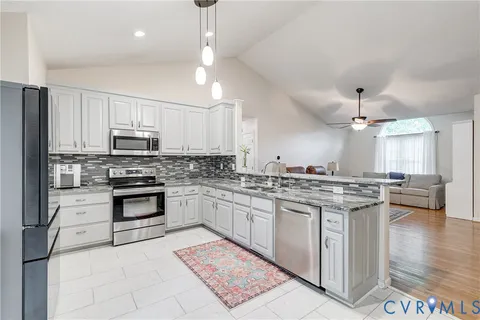 $585,000 | 10068 Holly Road, Mechanicsville, VA 23116