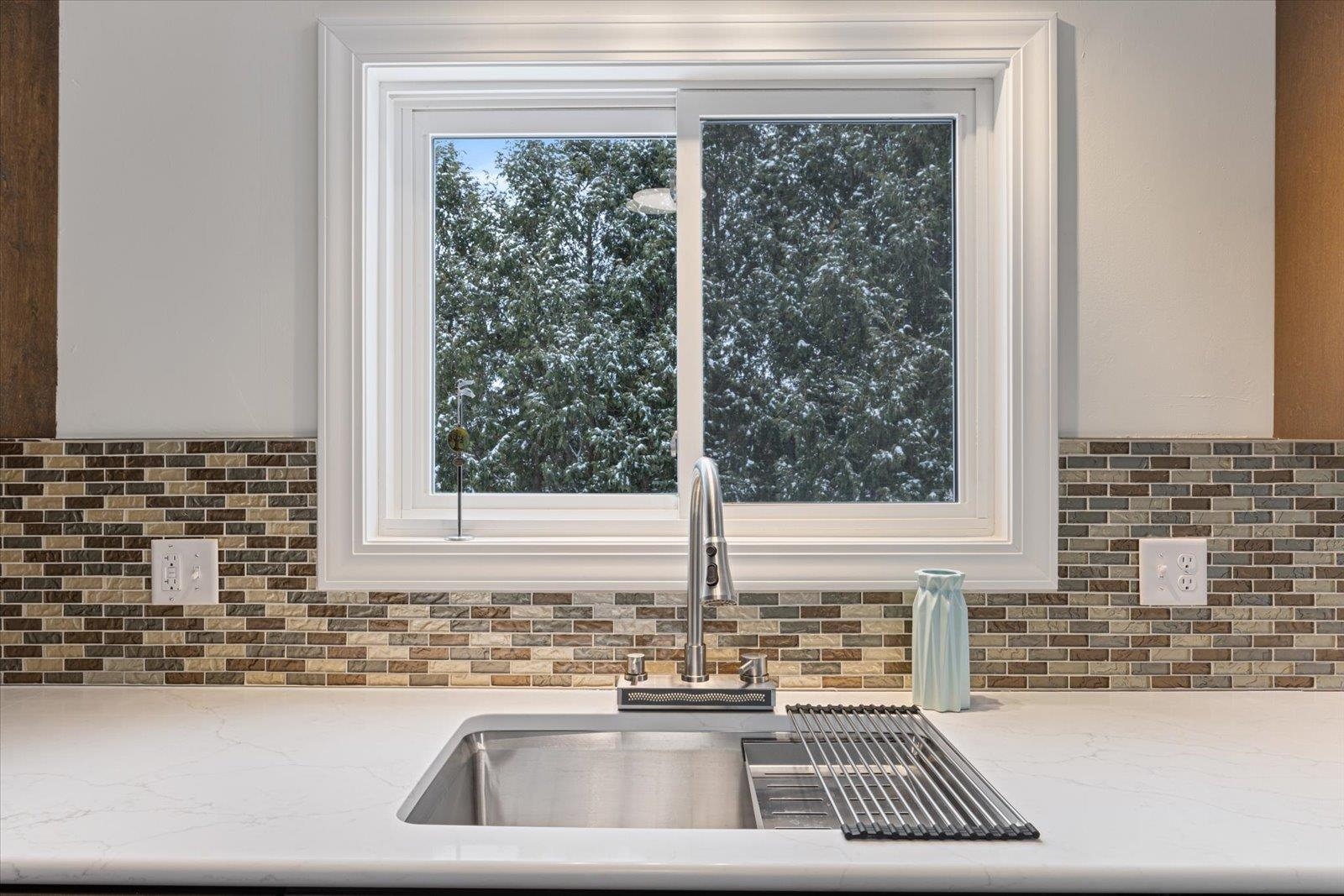 2430 Logan Avenue Superior, WI 54880 - Photo 18 of 70