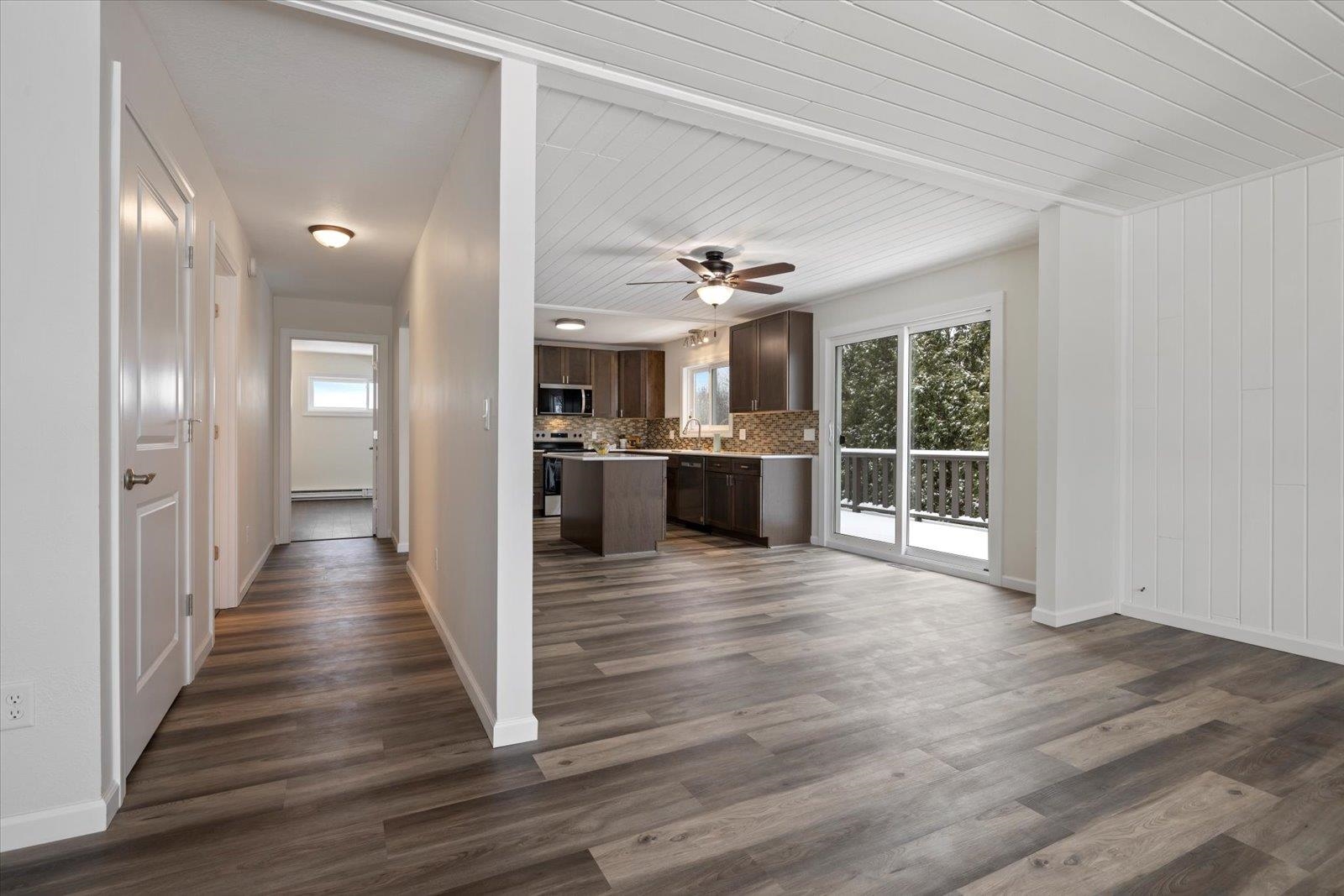 2430 Logan Avenue Superior, WI 54880 - Photo 9 of 70