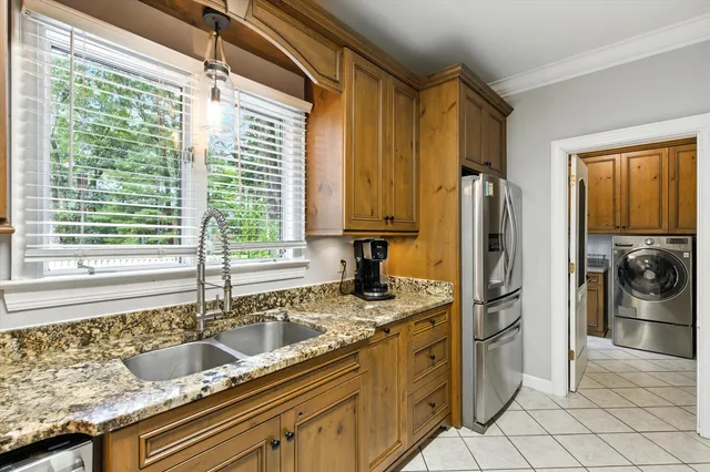 $675,000 | 123 Huckleberry Lane, Summerville, SC 29485