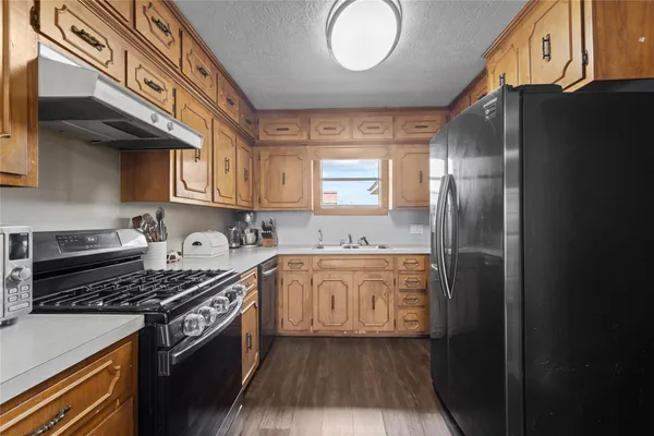 $225,000 | 19961 Englin Road, Winnie, TX 77665