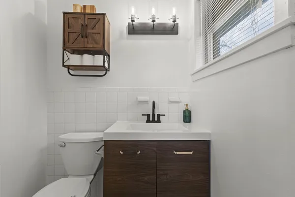 $225,000 | 19961 Englin Road, Winnie, TX 77665