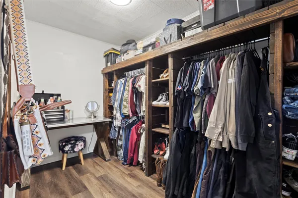 $225,000 | 19961 Englin Road, Winnie, TX 77665