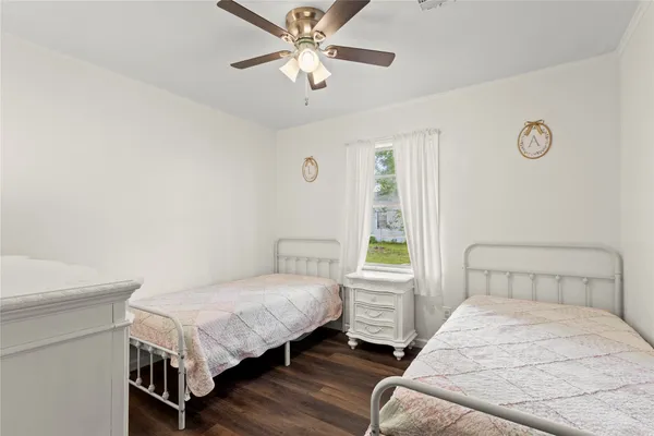 $225,000 | 19961 Englin Road, Winnie, TX 77665