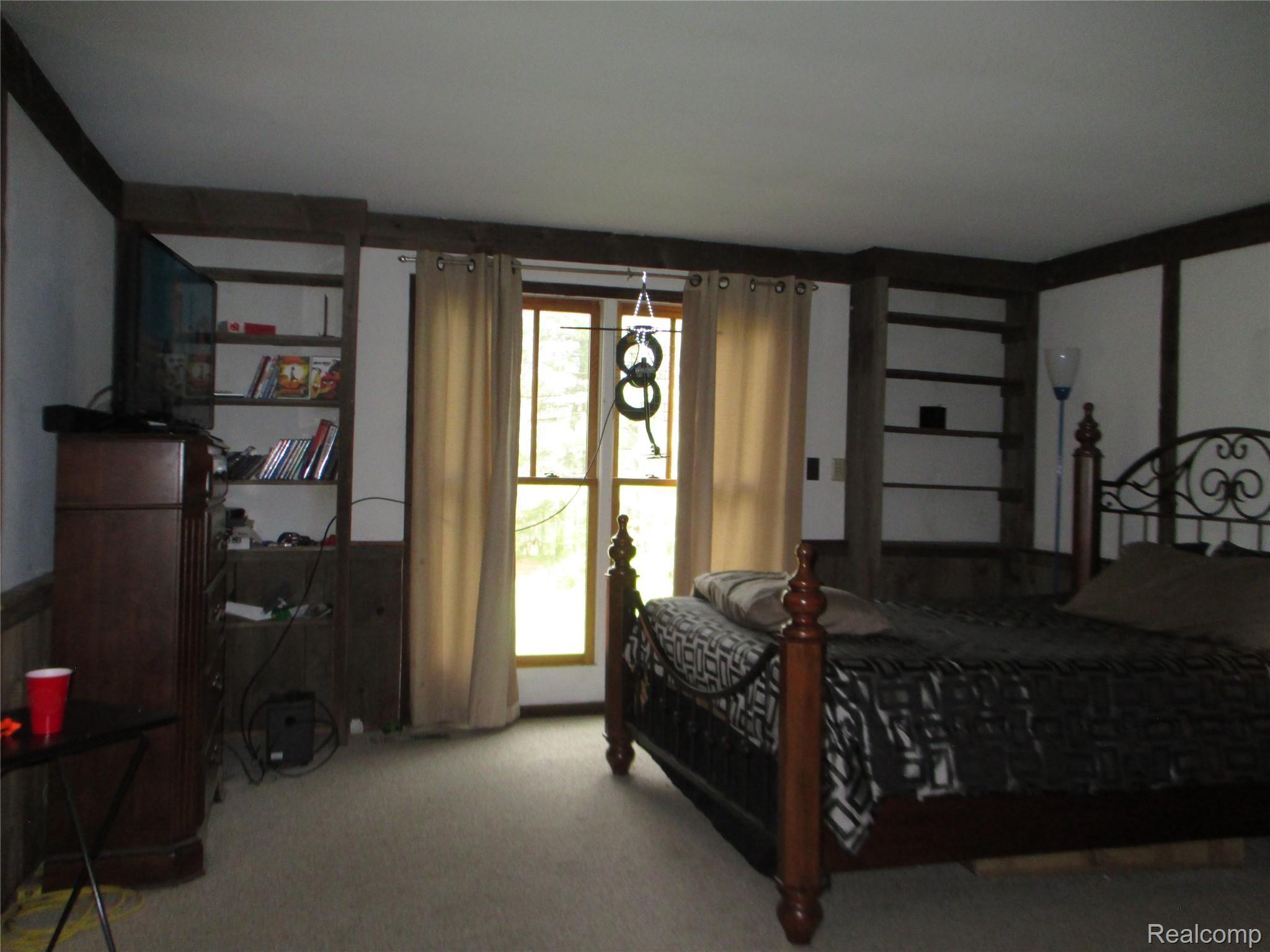 11685 Silver Lake Road Byron, MI 48418 - Photo 24 of 33 IMG_2804.JPG