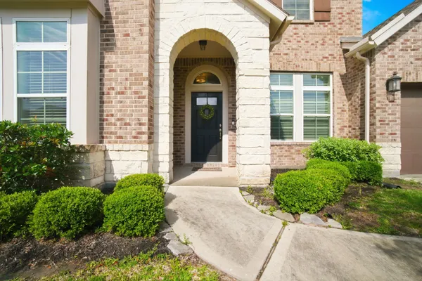 $560,000 | 32187 Park Plains Drive, Conroe, TX 77385