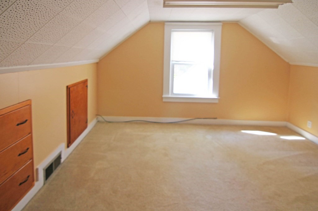 128 Springdale Road Westfield, MA 01085 - Photo 17 of 30 Gallery Image 17