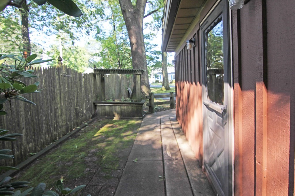 128 Springdale Road Westfield, MA 01085 - Photo 19 of 30 Gallery Image 19