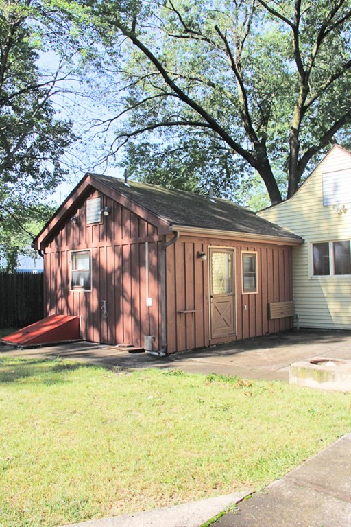 128 Springdale Road Westfield, MA 01085 - Photo 20 of 30 Gallery Image 20