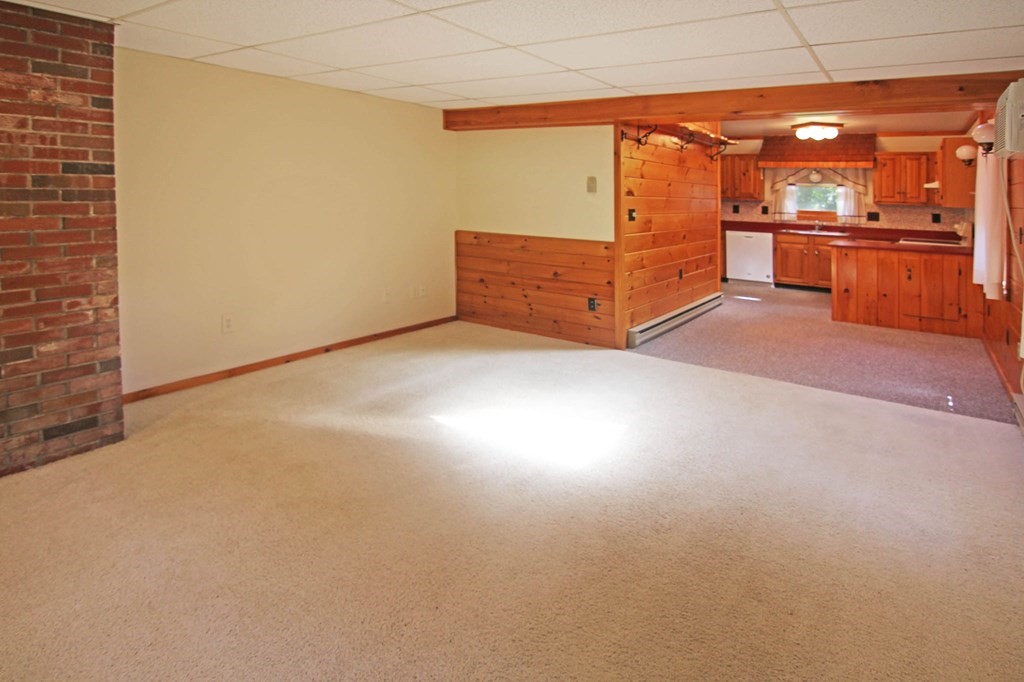 128 Springdale Road Westfield, MA 01085 - Photo 22 of 30 Gallery Image 22