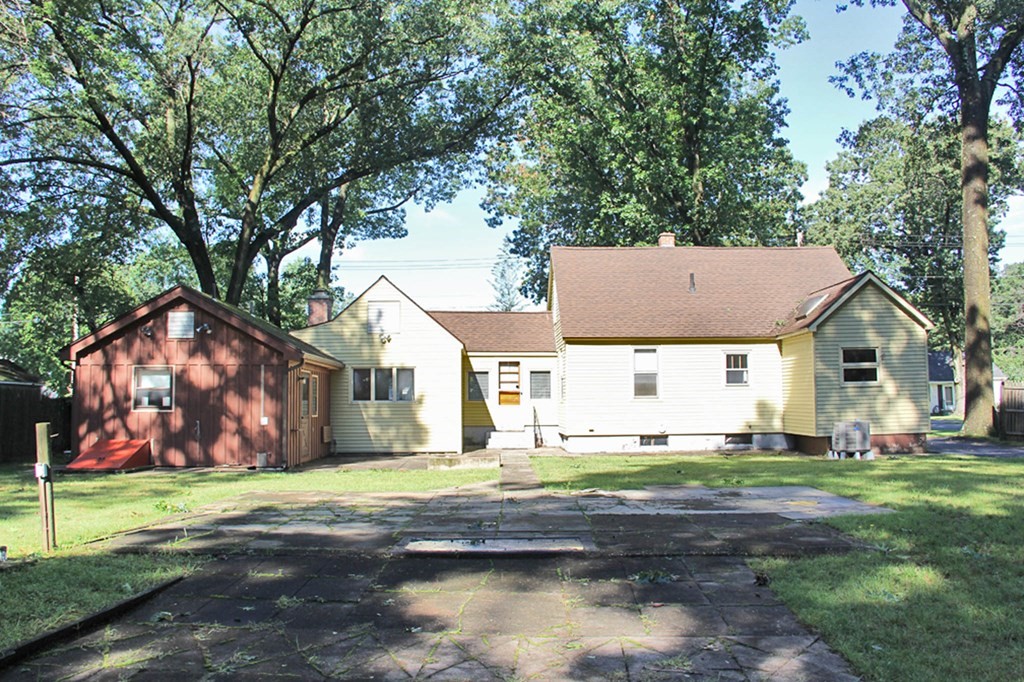 128 Springdale Road Westfield, MA 01085 - Photo 3 of 30 Gallery Image 3