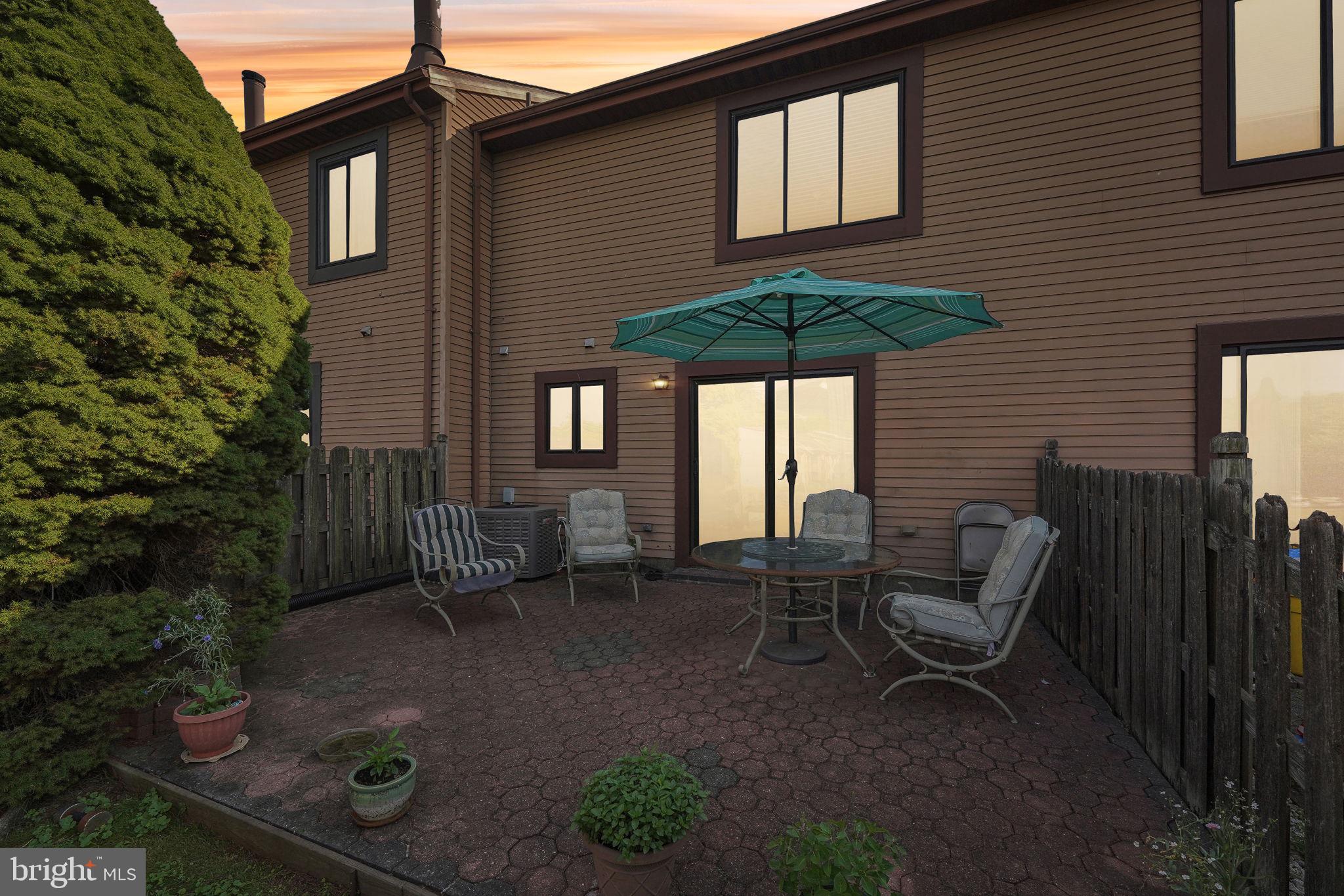 32 Topaz Lane Hamilton, NJ 08690 - Photo 2 of 40
