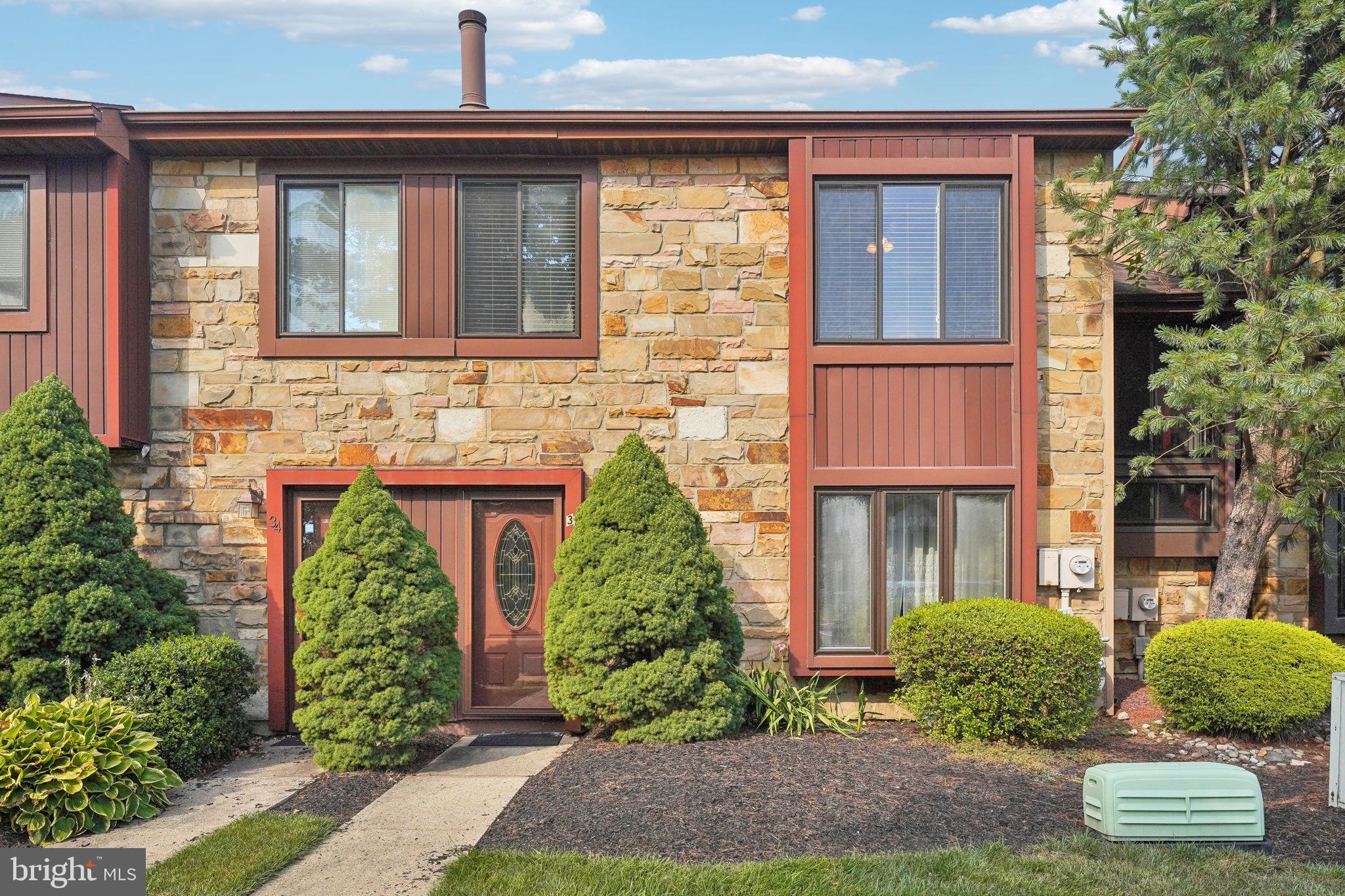 32 Topaz Lane Hamilton, NJ 08690 - Photo 3 of 40