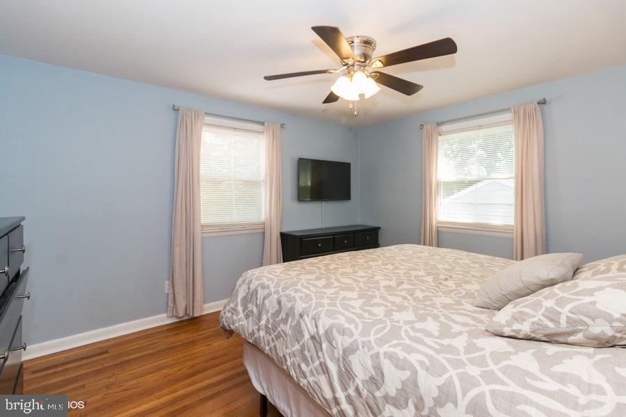 2915 Eagle Road Abington, PA 19001 - Photo 11 of 27 Main Bedroom