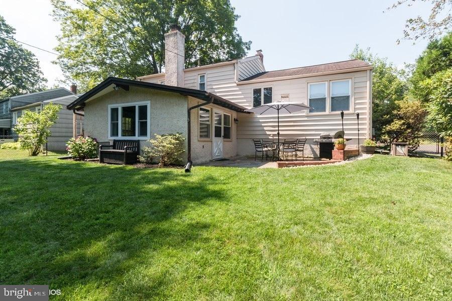 2915 Eagle Road Abington, PA 19001 - Photo 23 of 27 Rear View