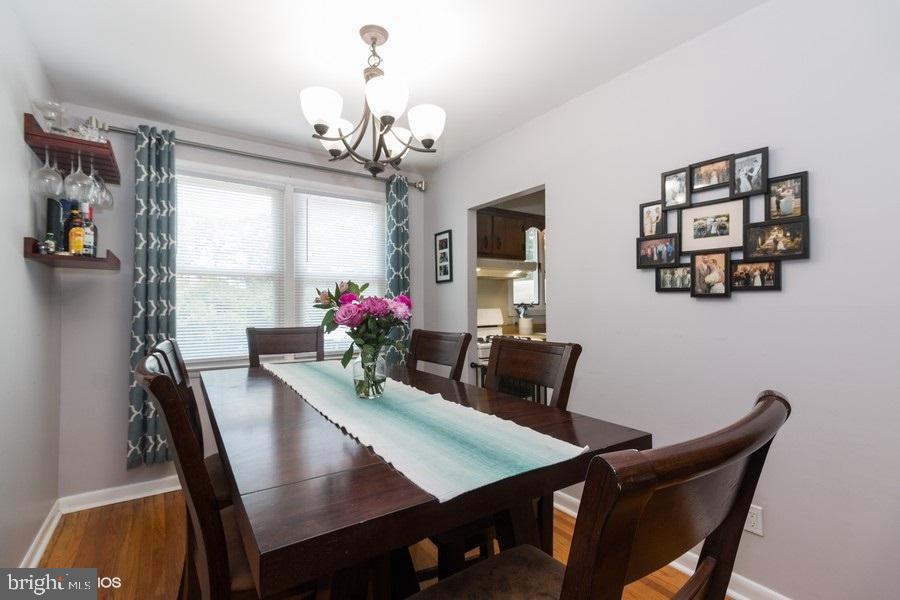 2915 Eagle Road Abington, PA 19001 - Photo 8 of 27 Dining Room