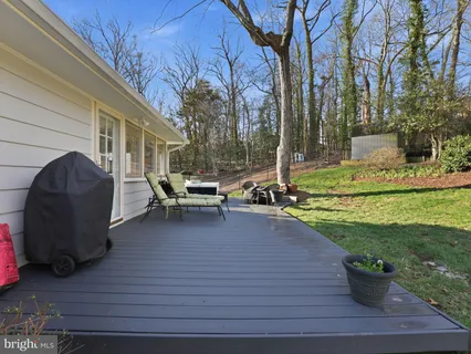 $1,099,000 | 6914 Tulsa Court, Alexandria, VA 22307