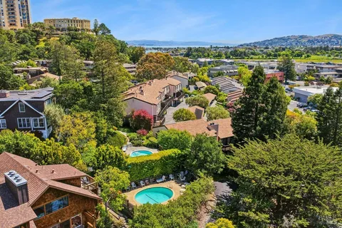 $1,295,000 | 51 Bayview Road, Kentfield, CA 94904