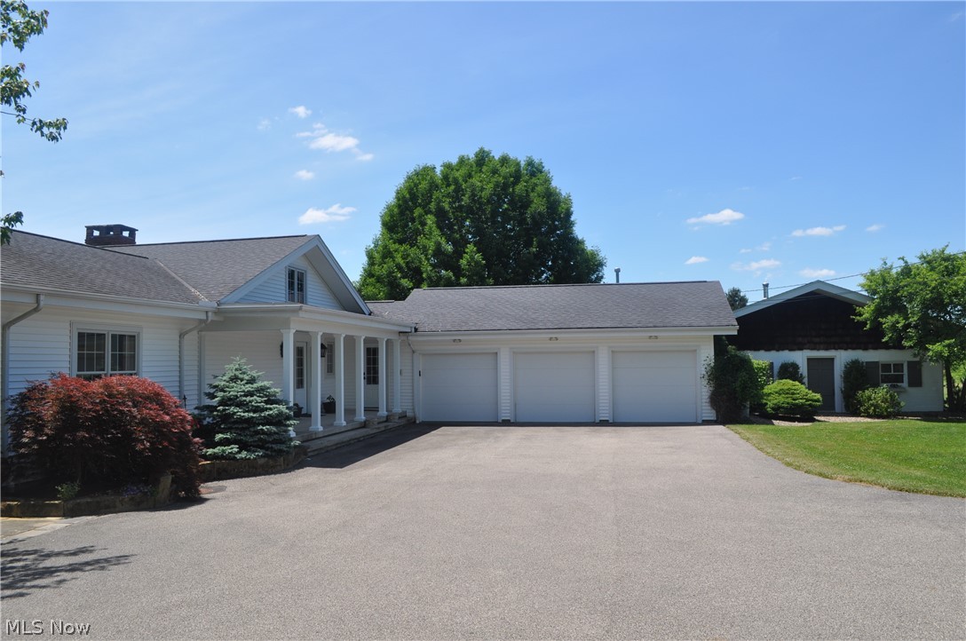 9030 Brakeman Road Chardon, OH 44024 - Photo 2 of 35